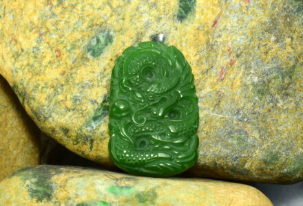 Tout Savoir sur les Pierres Naturelles et Minéraux jade realjade jewelry 1